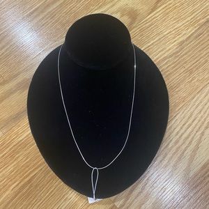 Display for necklace